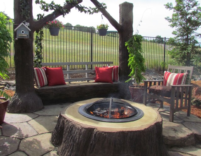 ClifRock Tree Stump Outdoor Fire Pit in Connecticut - Traditional - Garden  - New York - by Horizon Landscape & Design, LLC | Houzz
