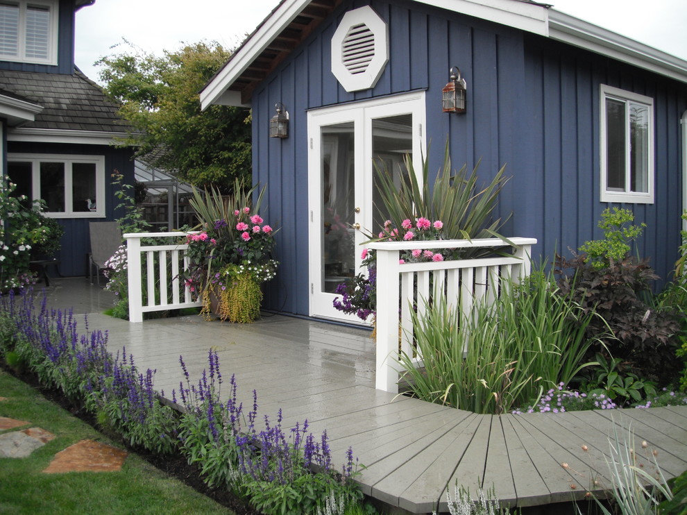 This is an example of a classic garden in Vancouver.