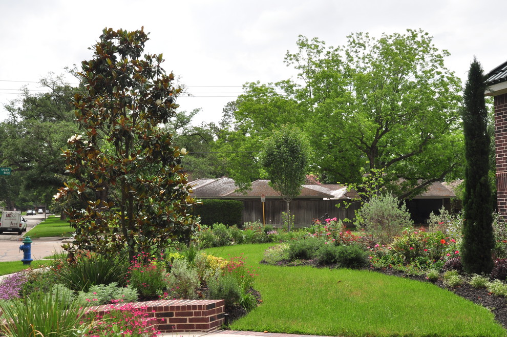 Klassischer Garten in Houston