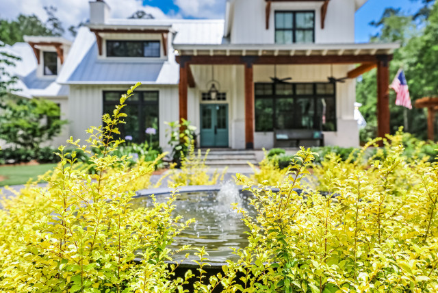 Covington Farmhouse Landhausstil Garten New Orleans von