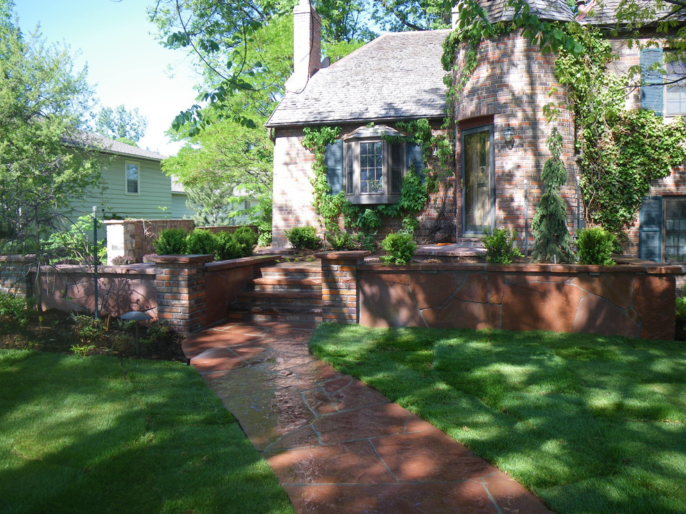 Cozy Cottage Walkway & Patio Fort Collins, CO Traditional