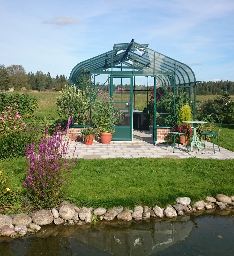 Custom Greenhouses Contemporary Landscape Vancouver by BC