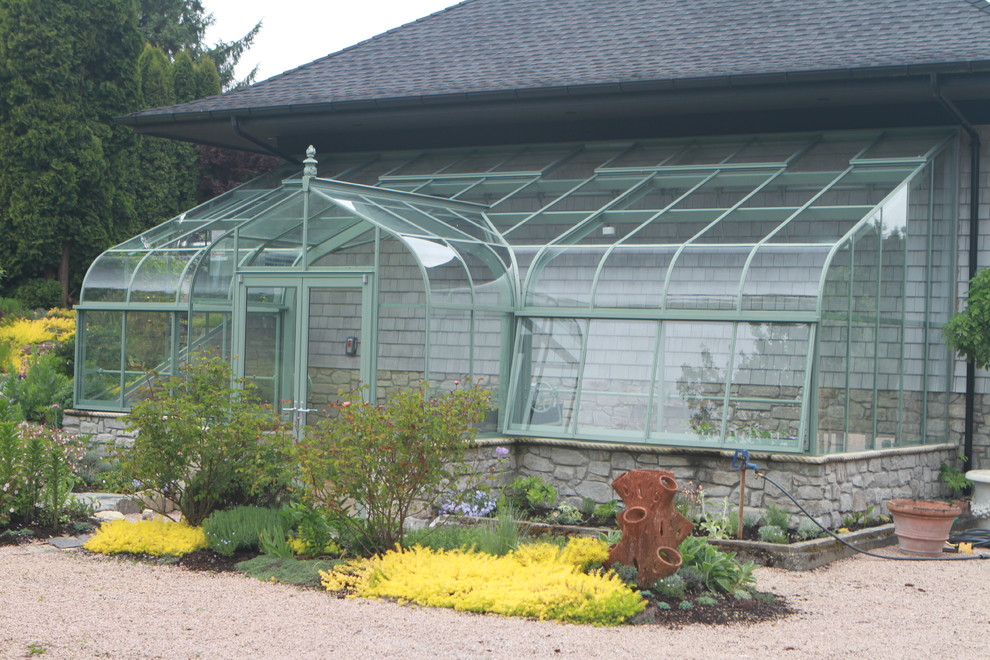 Custom Greenhouses Contemporary Landscape Vancouver by BC
