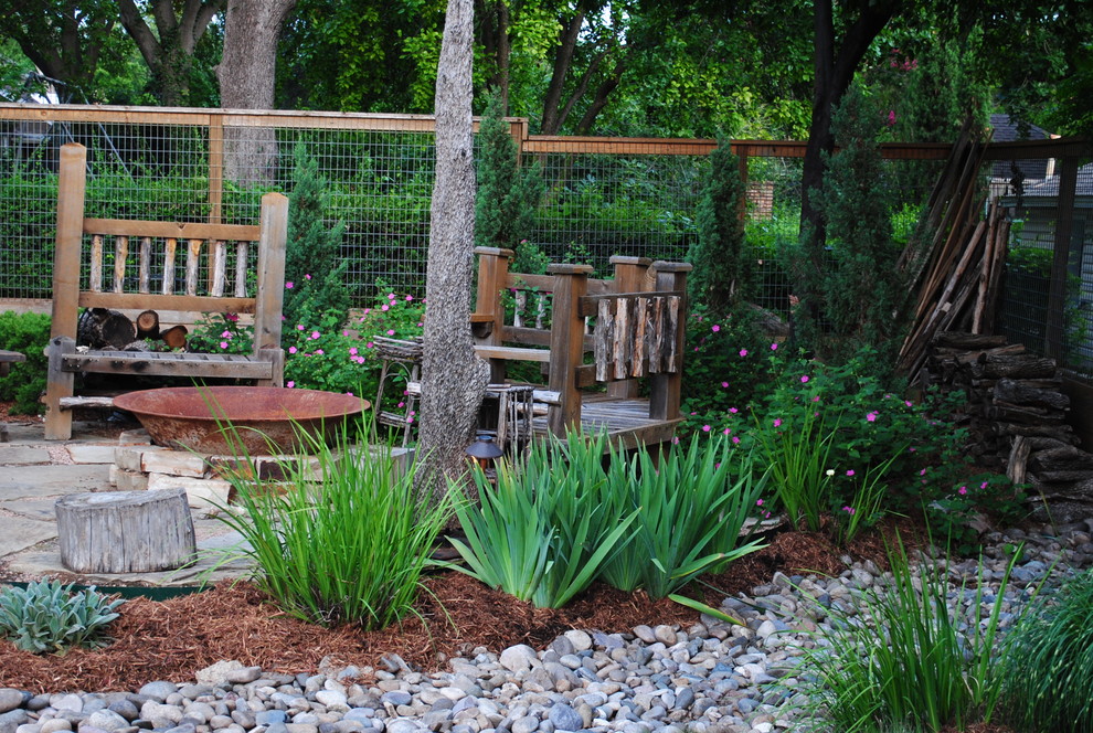 Dan and Pam Contemporary Landscape Dallas by Jason Lackey