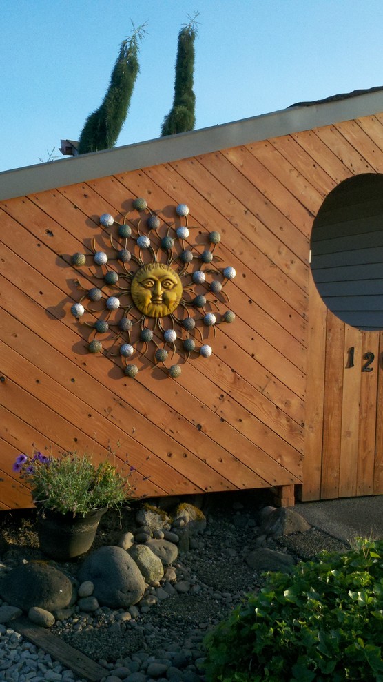 Design ideas for an eclectic landscaping in Portland.