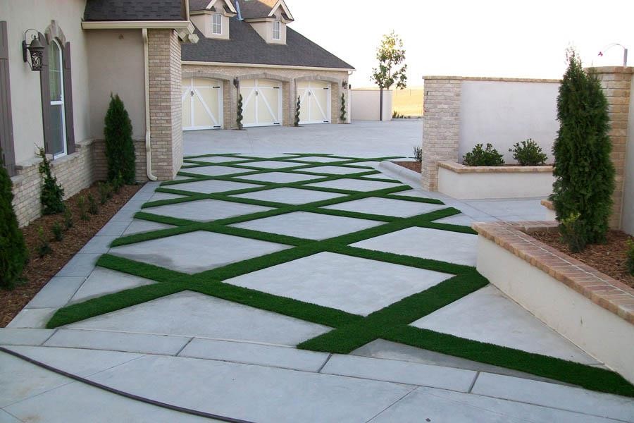 Driveway Traditional Landscape San Diego by San Diego