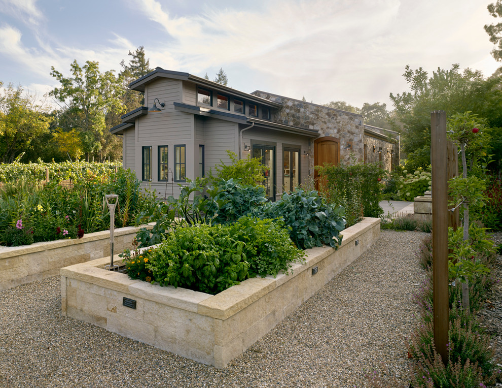 Design ideas for a farmhouse full sun garden in San Francisco with a vegetable patch and gravel.
