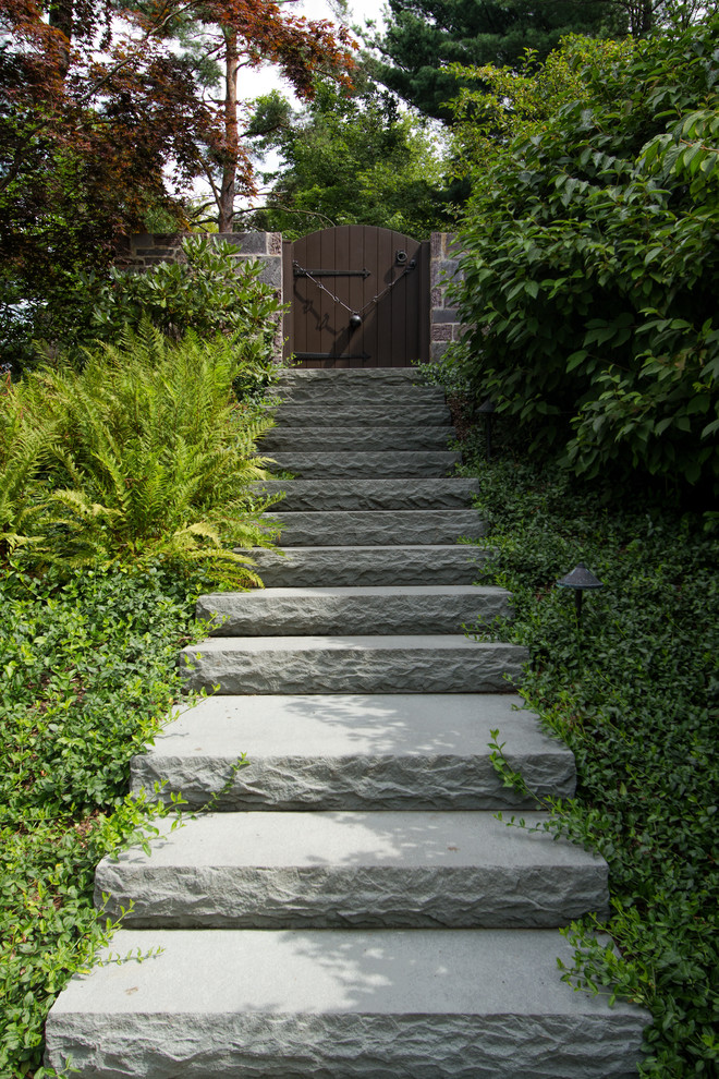 This is an example of a classic garden in Boston with a garden path and natural stone paving.