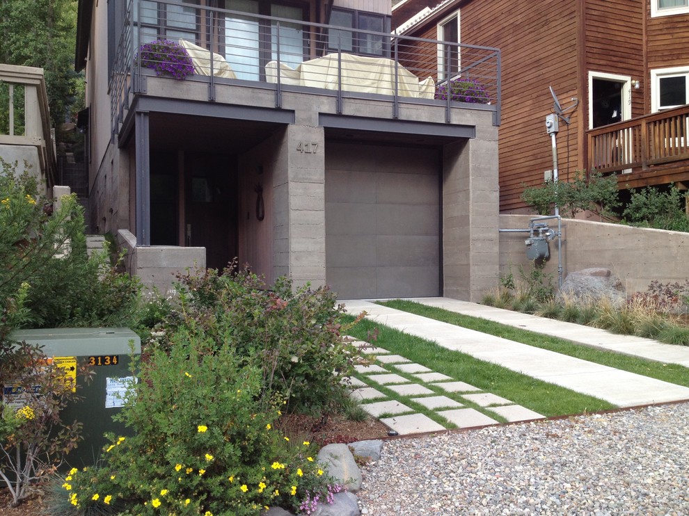 Edgemont Highlands Traditional Landscape Albuquerque by Linda