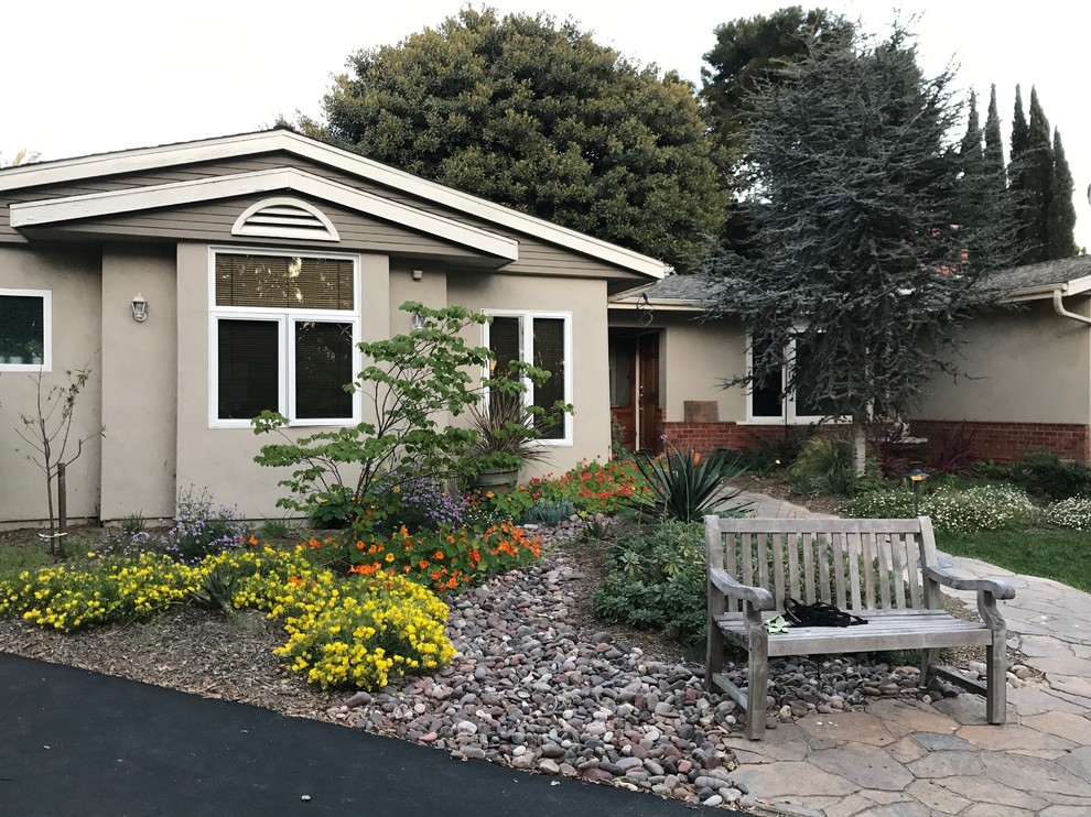 Encinitas naturalistic front yard Beach Style Landscape San Diego