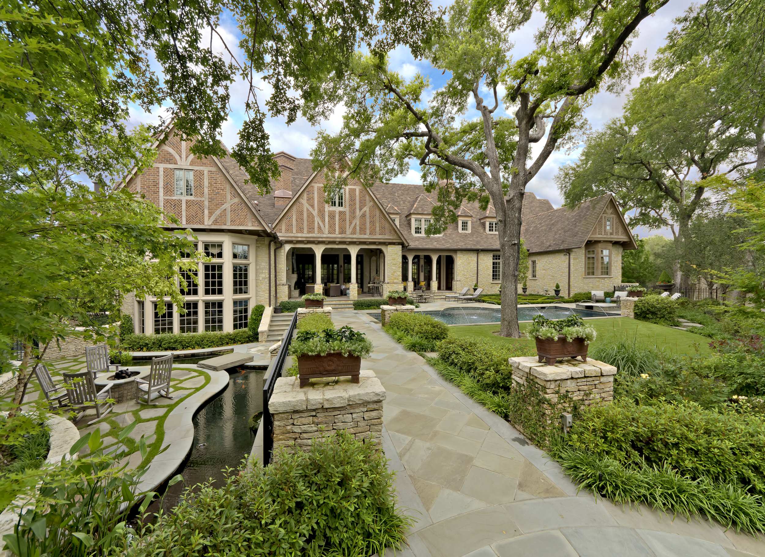 English Tudor Landscaping