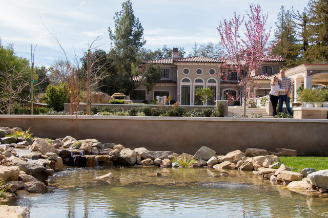 Estate Pond And Waterfalls Modern Landscape Los Angeles By California Waterscapes Houzz