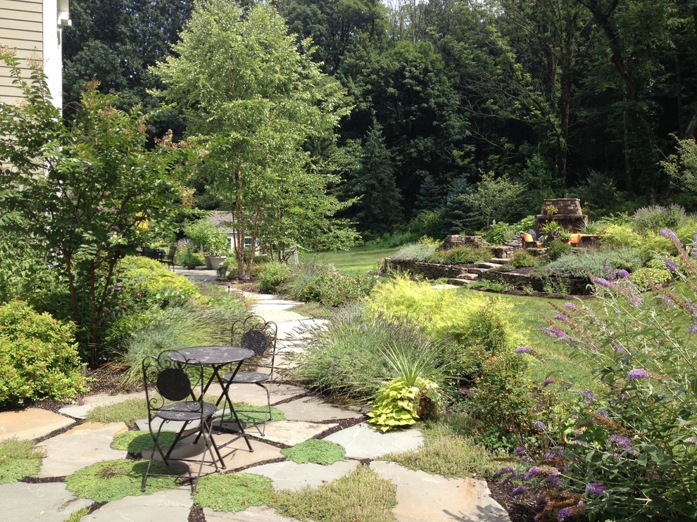 Inspiration for a country back garden in Philadelphia with natural stone paving.