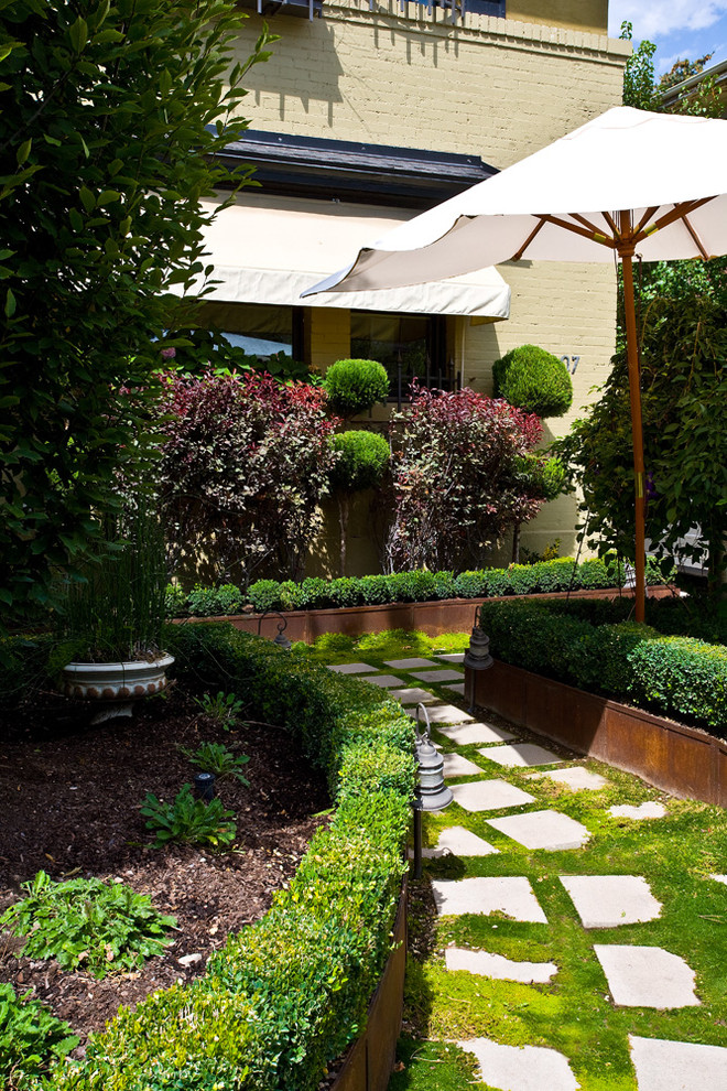 Inspiration for a classic garden in Salt Lake City.