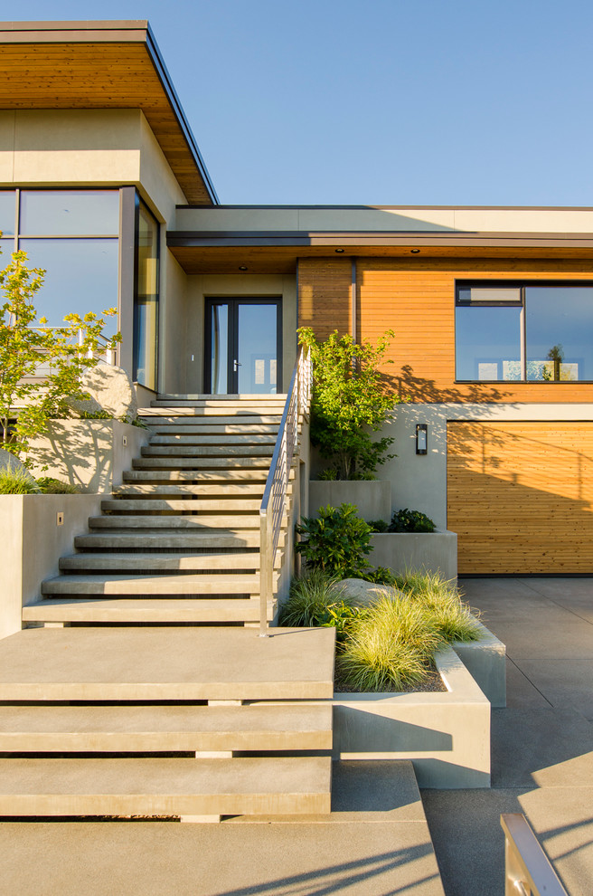 This is an example of a contemporary hillside landscaping in Portland.