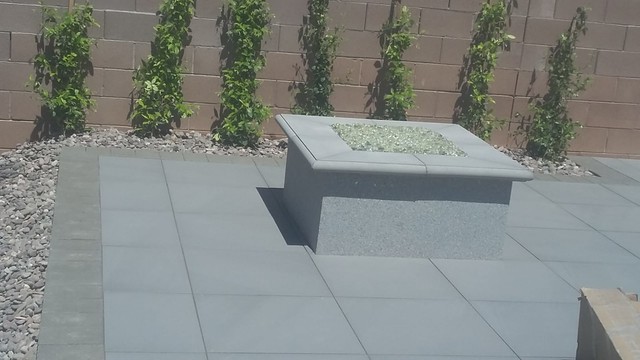 Fire Features Contemporain Jardin Las Vegas Par Living Water Lawn And Garden Houzz