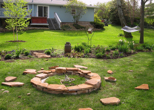 DIY : Comment réaliser soi-même un foyer de jardin en pierre