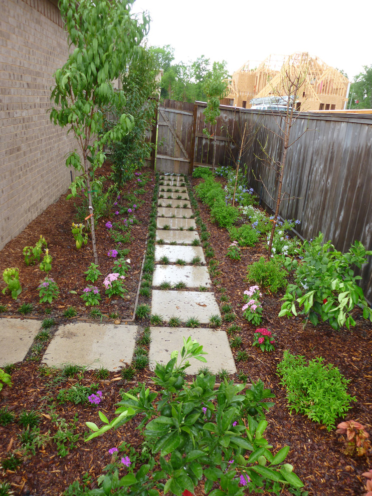 This is an example of a traditional garden in Houston.