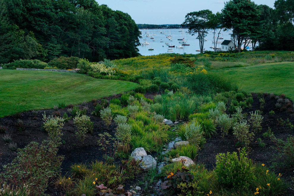 Inspiration for a coastal back garden in Portland Maine.