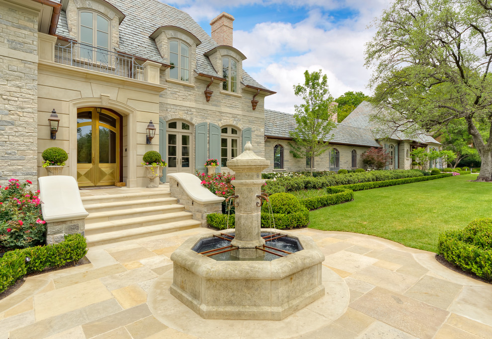 Design ideas for a french country landscaping in Dallas.