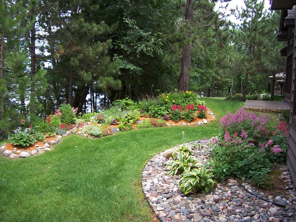 Front entries, sidewalks, paths and steps Landscape Minneapolis