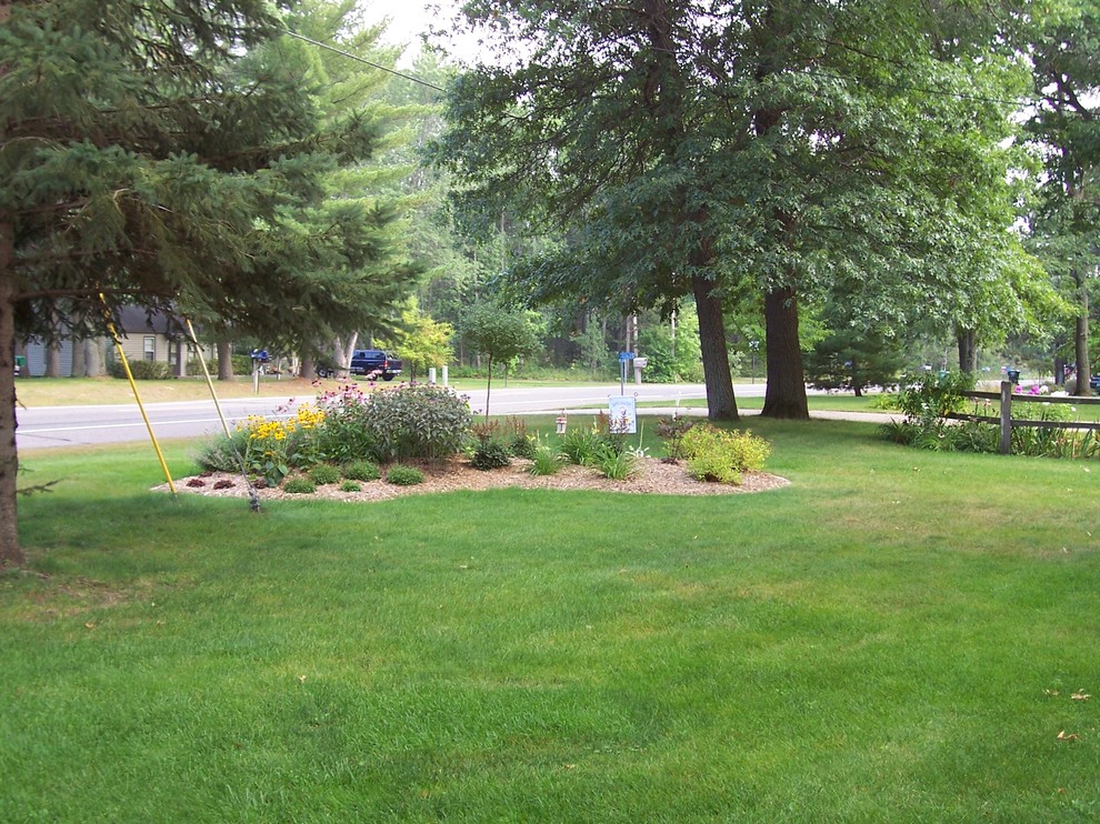 Front entries, sidewalks, paths and steps Landscape Minneapolis