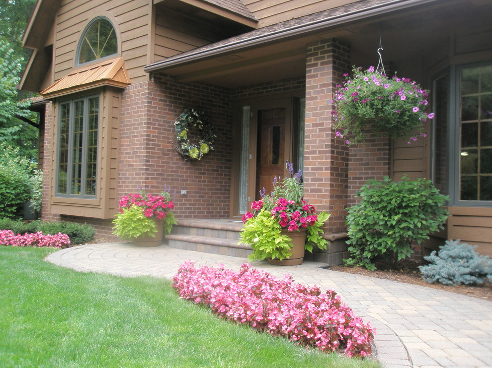 Front entries, sidewalks, paths and steps Landscape Minneapolis