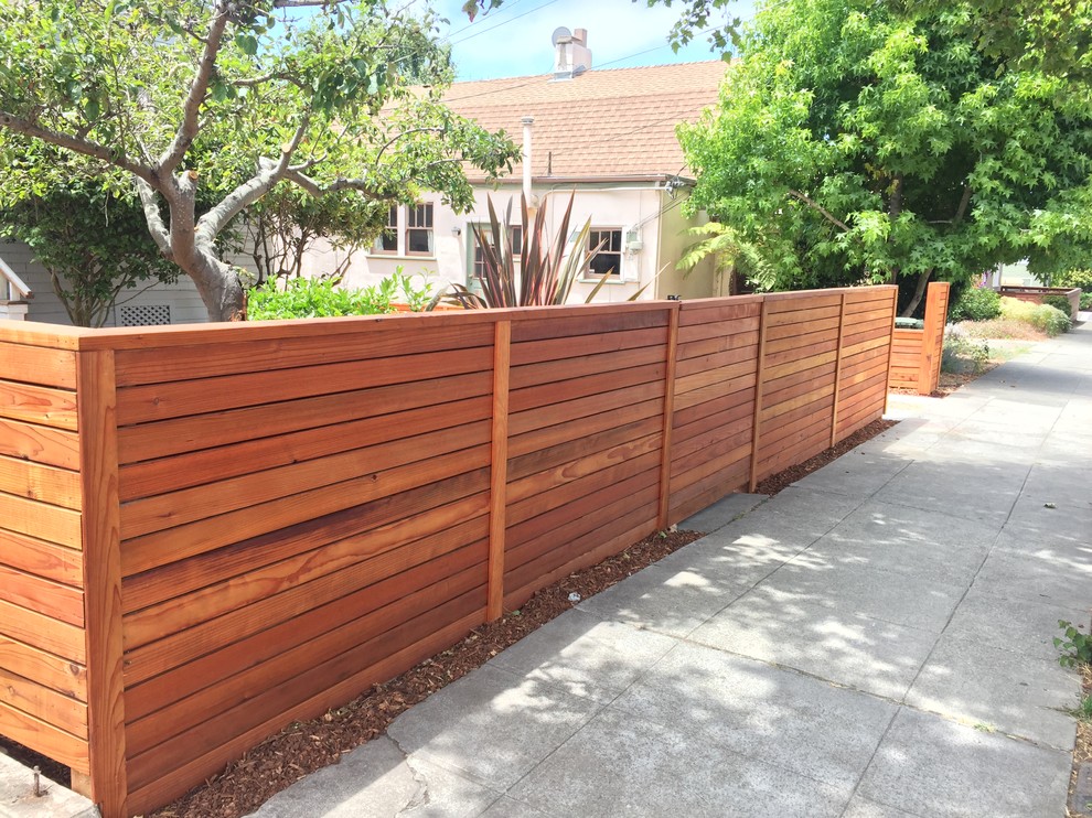 Front Fence - Contemporary - Landscape - San Diego - by Terra Gardens