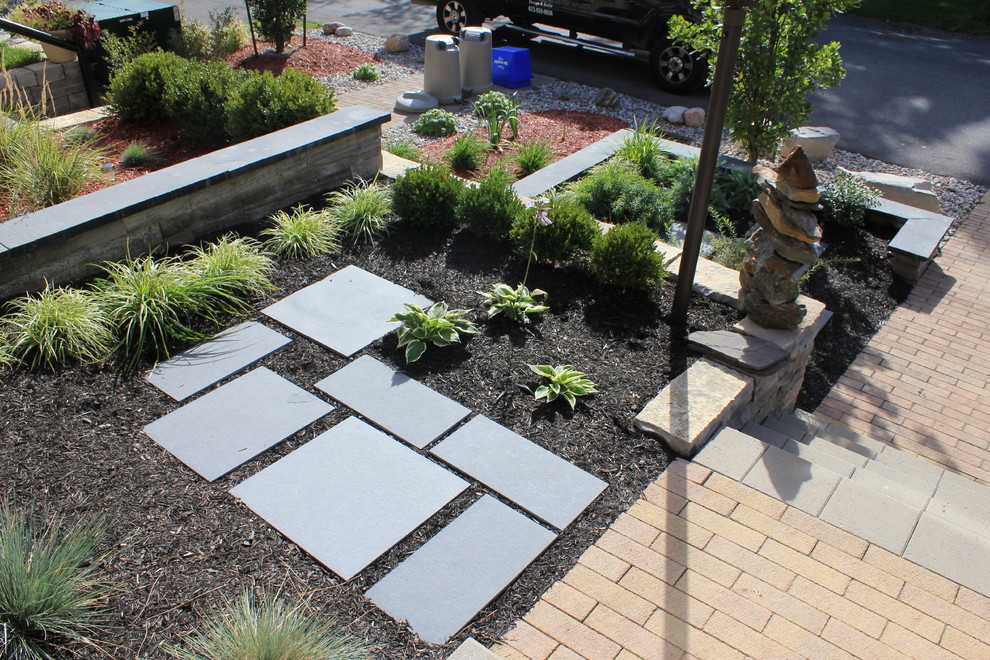Front Yard 3 - Modern - Landscape - Ottawa - by Green Roots Landscaping Inc | Houzz