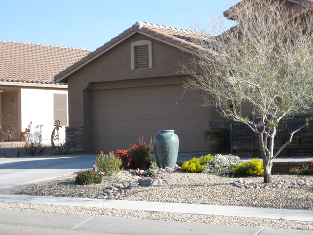 Desert landscape front yard deals