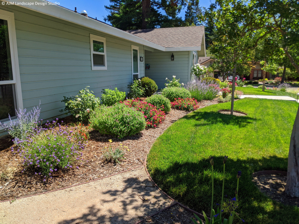 Front Yard Renovation: Cottage garden - Craftsman - Landscape ...