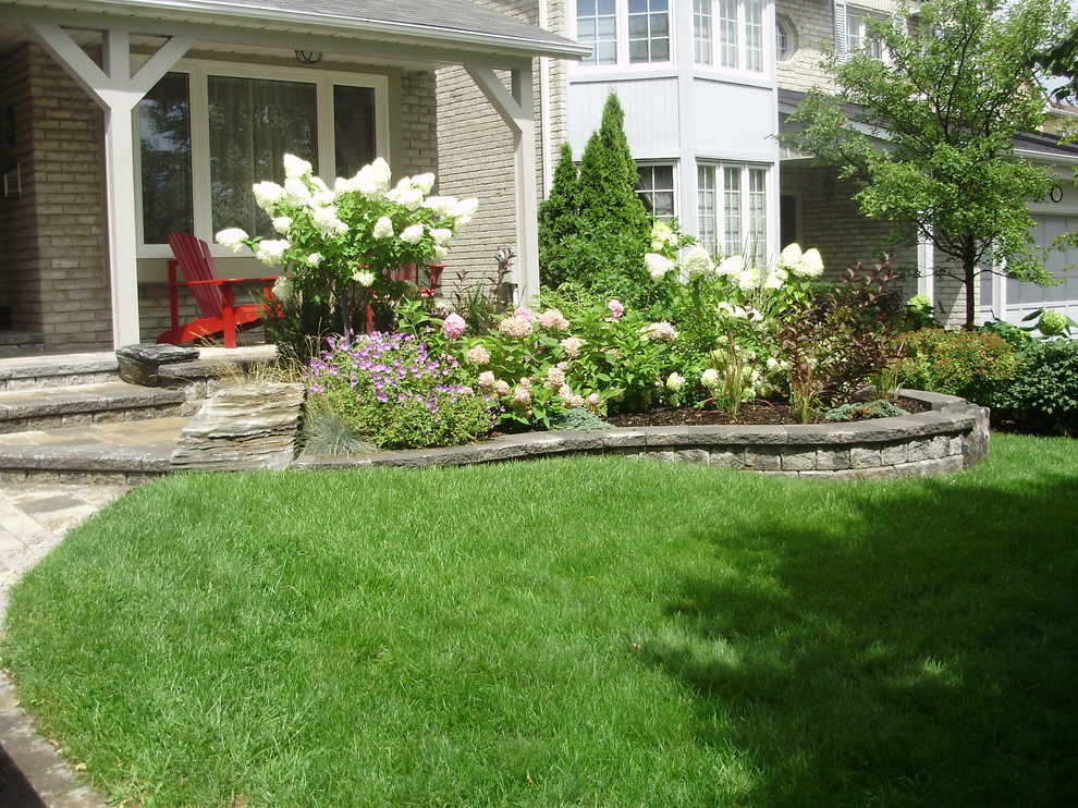 Front Yards - Traditional - Landscape - Toronto - by Down2Earth ...