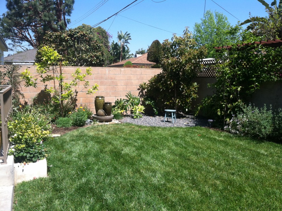 Fruit Trees Traditional Landscape, Green Tree Landscaping Los Angeles