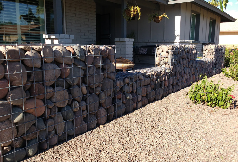 Photo of a rustic front yard landscaping in Phoenix.
