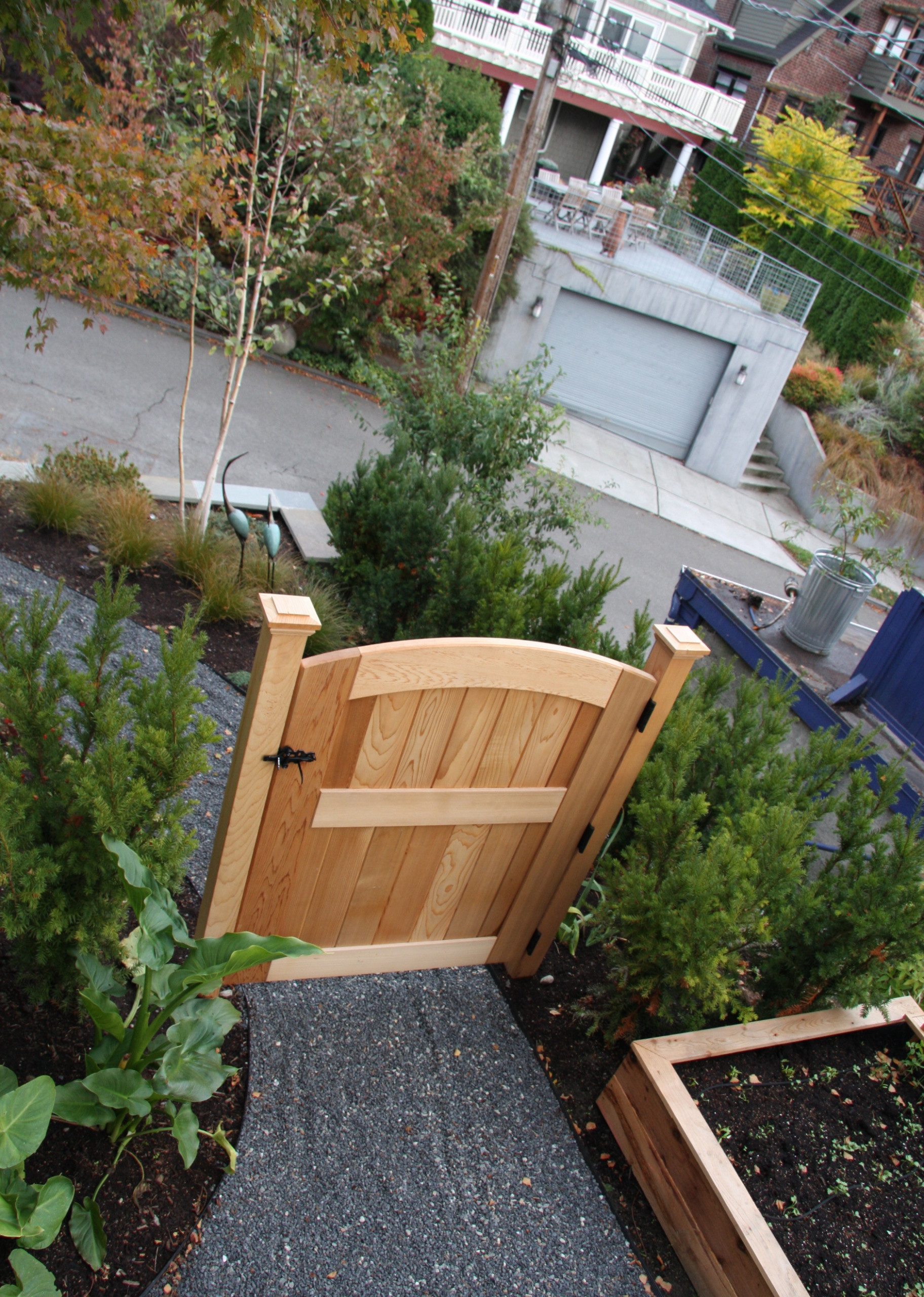 Side Yard Garden - Photos & Ideas | Houzz