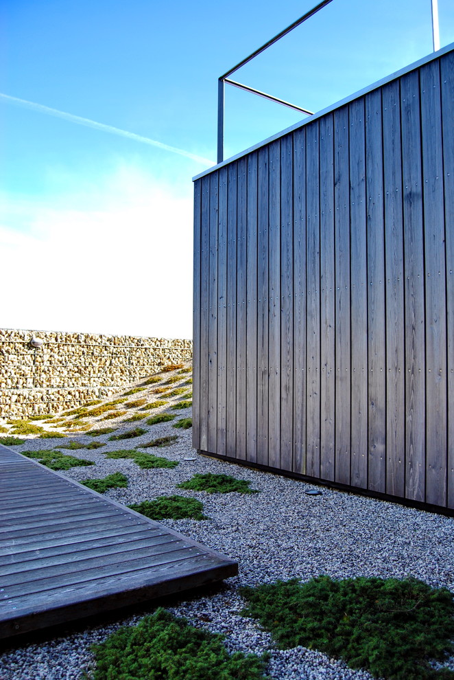 Photo of a contemporary garden in Other with decking.