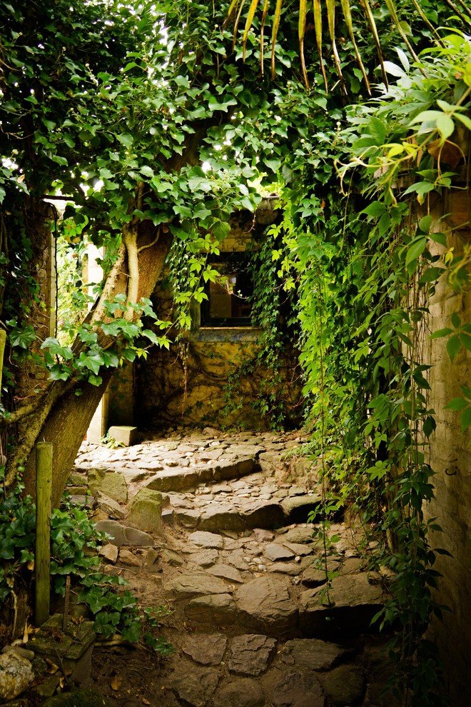 Kleiner Rustikaler Garten in New York