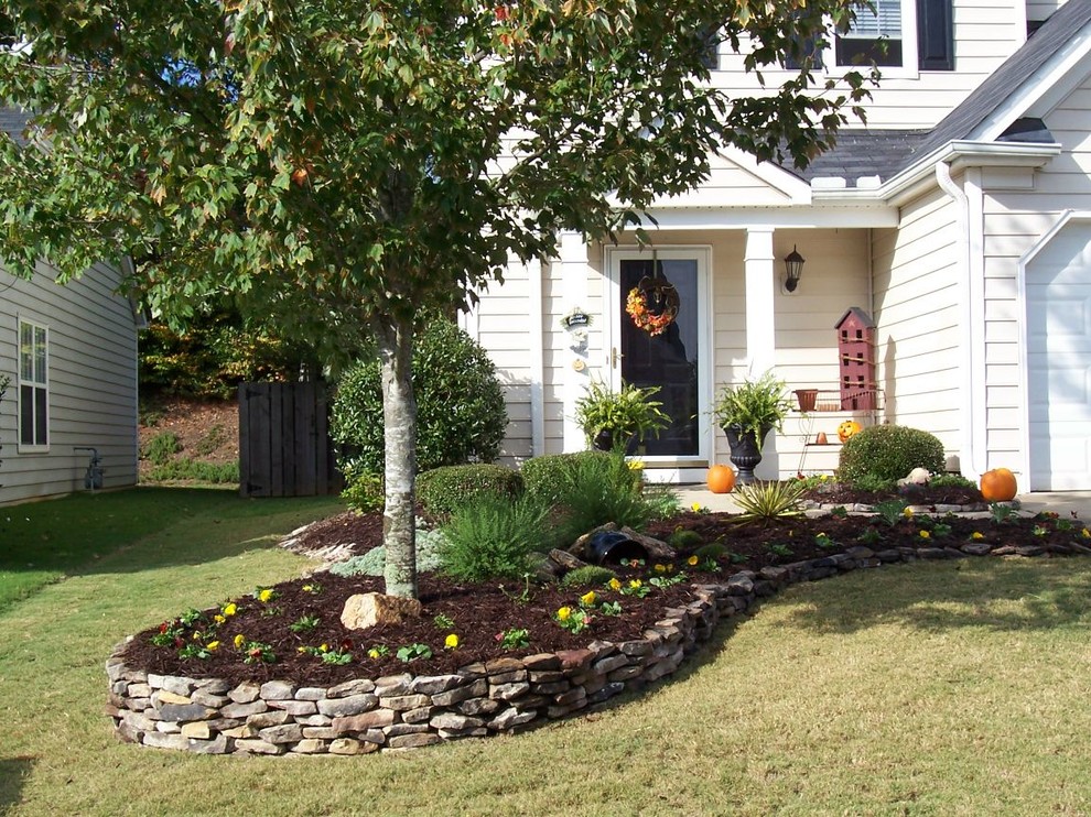 General Landscaping Traditional Landscape Atlanta by Greenshooz
