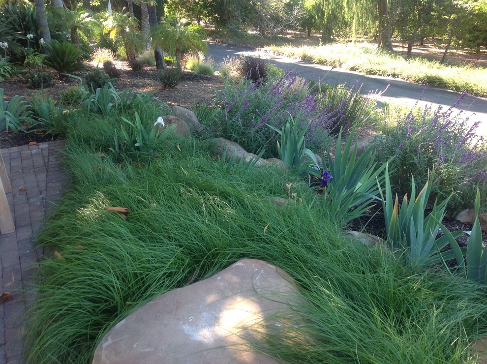 Gifford Traditional Landscape Los Angeles by Green Goddess