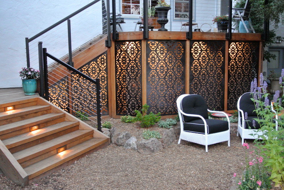 Inspiration for an eclectic back partial sun garden in San Francisco.