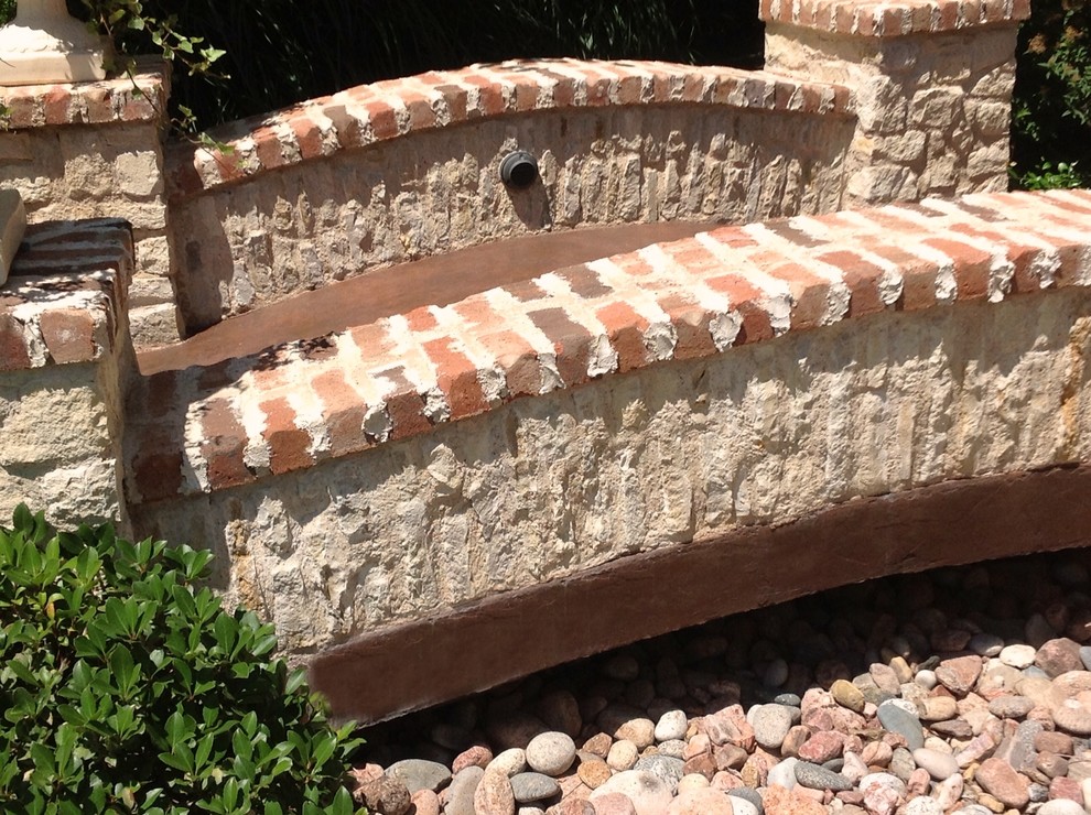 Goolsby Traditional Landscape Dallas by vaughn wright design