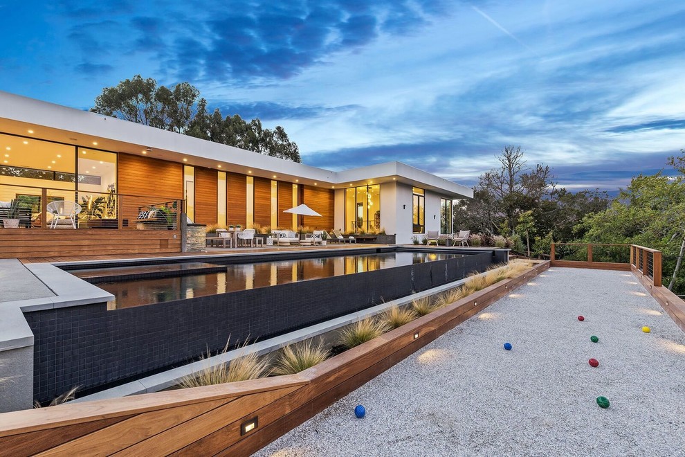 Inspiration for a contemporary back garden in San Francisco with an outdoor sport court.