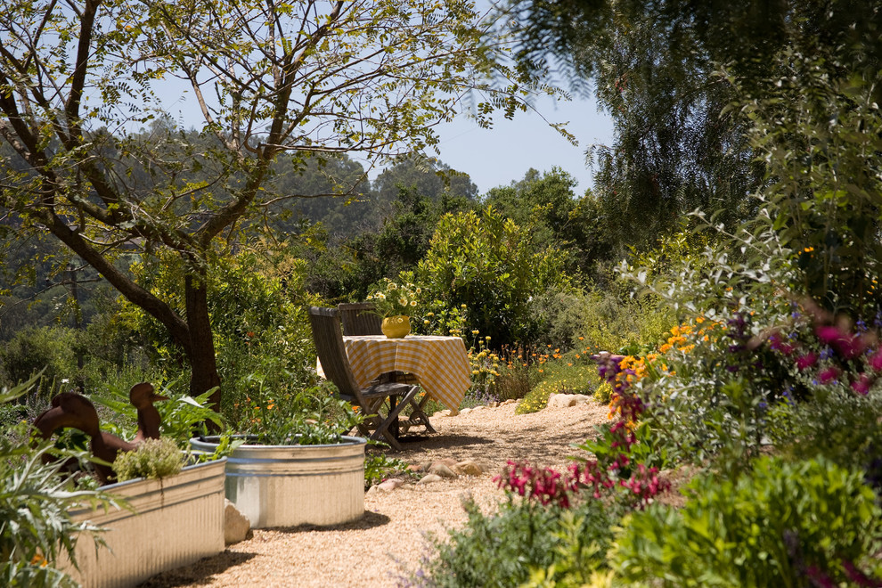 Modelo de jardín de secano mediterráneo grande con huerto y exposición total al sol