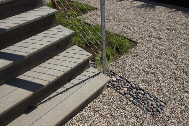 Gravel And River Rock Detail Contemporary Garden San Francisco By Terra Ferma Landscapes