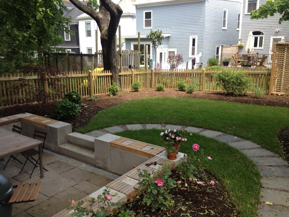 Источник вдохновения для домашнего уюта: участок и сад на заднем дворе в классическом стиле