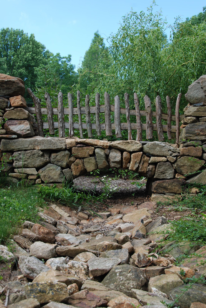 Esempio di un giardino rustico