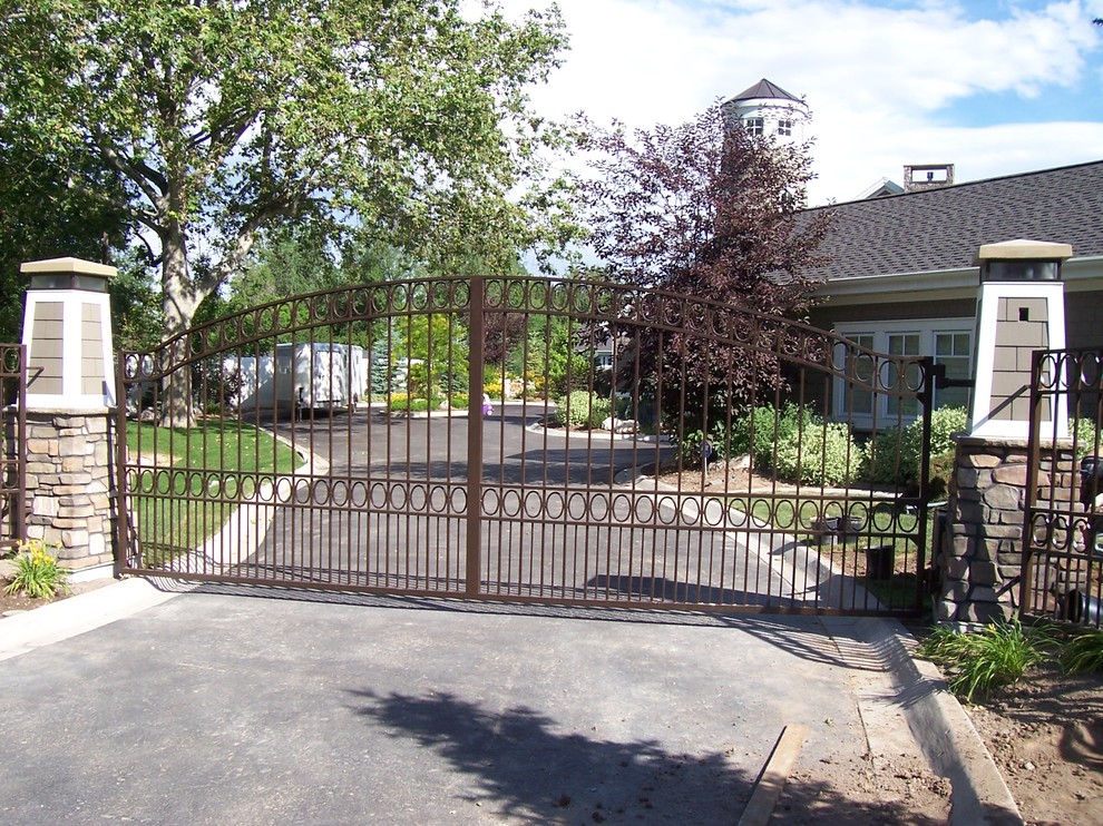 Holmes Driveway Gate - Traditional - Landscape - Salt Lake City - by ...