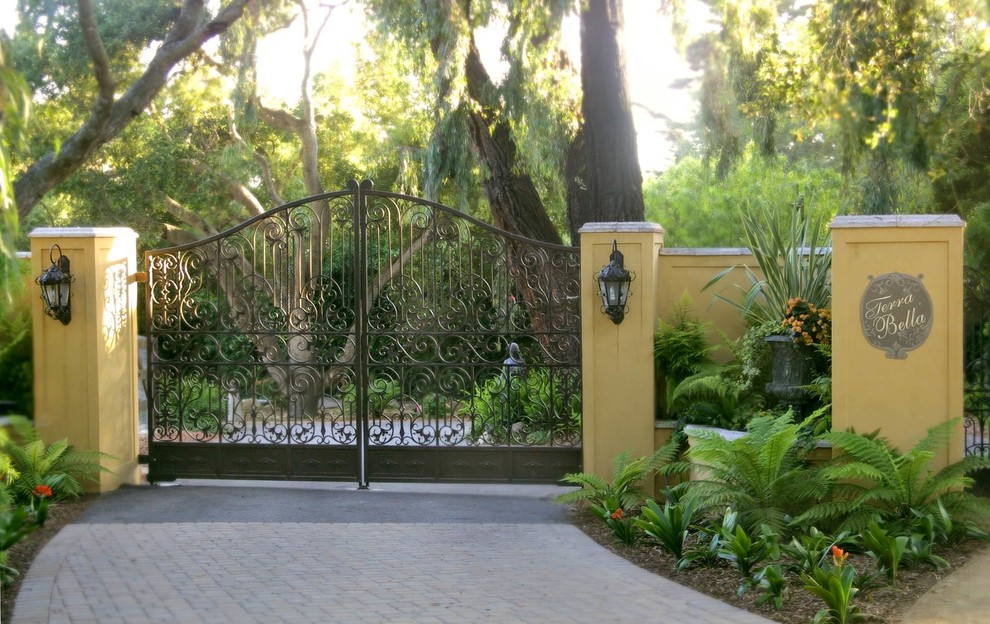 Inspiration for a mediterranean garden in Santa Barbara.