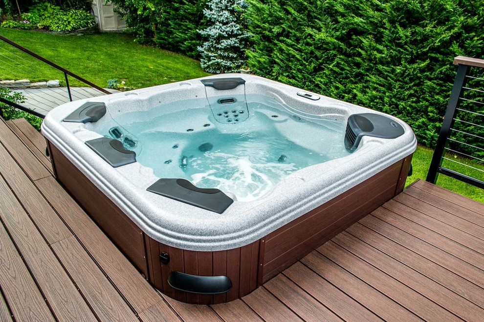 Hot Tub Privacy Screen - Contemporary - Landscape - New York - by Best ...