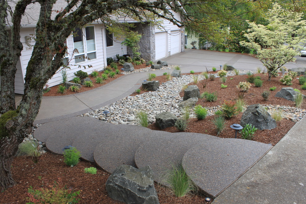 Eklektischer Garten in Portland